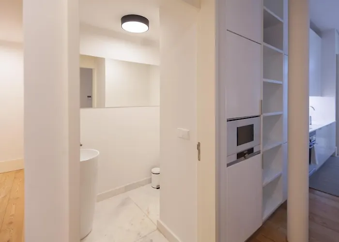 Flh Augusta's Arch Bright Flat 리스본