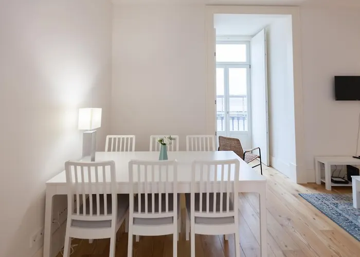 Flh Augusta's Arch Bright Flat 리스본